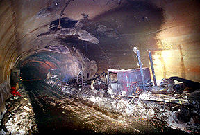 tunnel-fire-concrete-spalling-Mont-Blanc